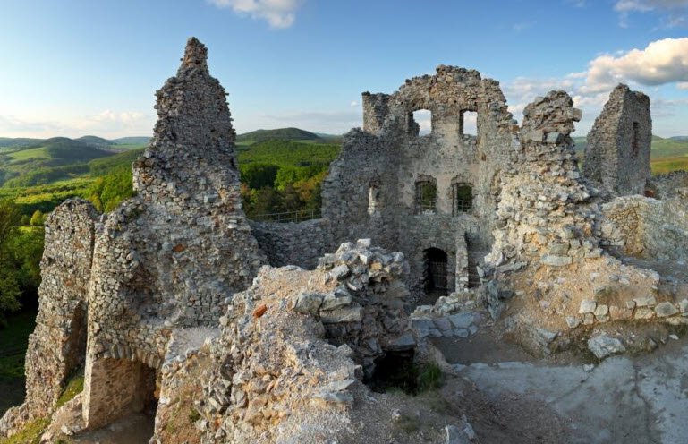 Hrad Hrušov, Hostie, Slovakia, Slovakia